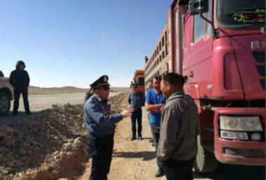 正鑲白旗對(duì)轄區(qū)內(nèi)煤炭銷售點(diǎn)地磅開(kāi)展了專項(xiàng)檢查